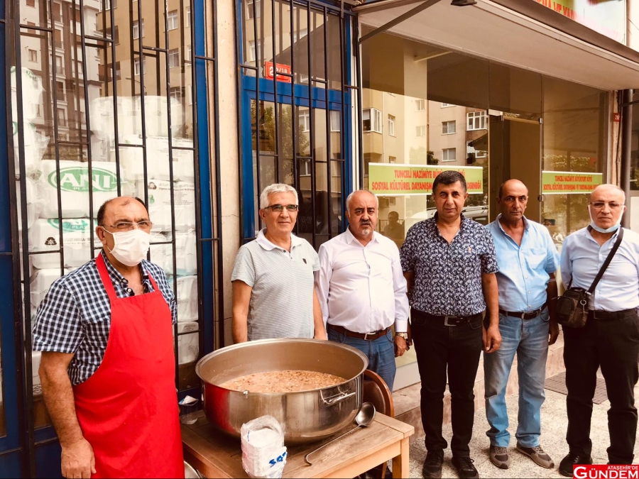 BÜYÜKYURT KÖY DERNEĞİ AŞURE LOKMASINDA BULUŞTU 1403397b-5272-4802-ab6a-99d7bfce5633