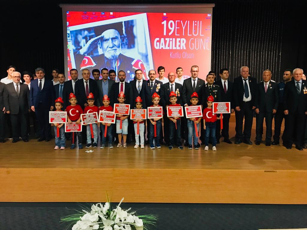 Ataşehir Kaymakamı Gazileri ve Şehit Ailelerini Ağırladı 3292551a-a9f0-4db7-a64d-a1c2aecb6dff