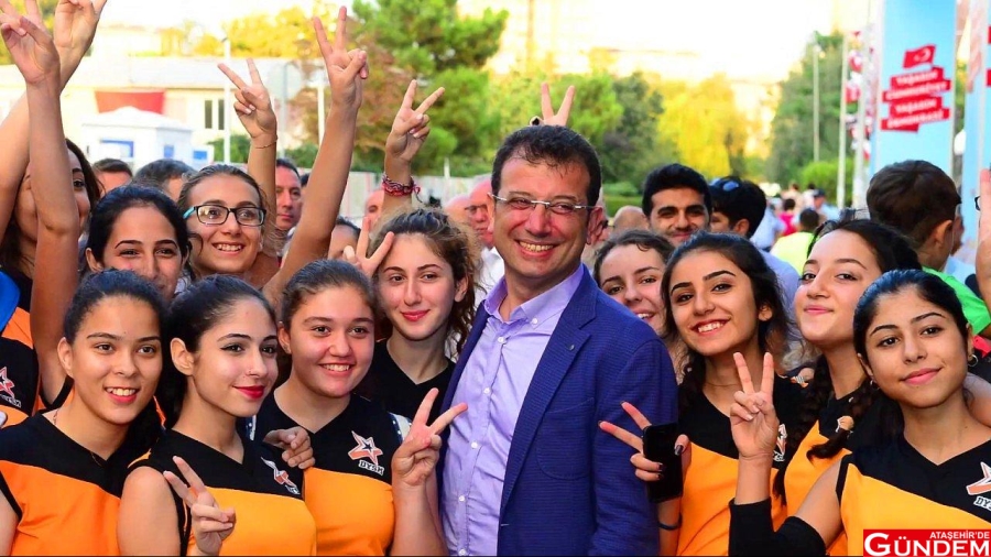İMAMOĞLU’NDAN GENÇLERE MESAJ VAR: “Koltuk Senin” 5c8a45be943ccdcc2d30089a
