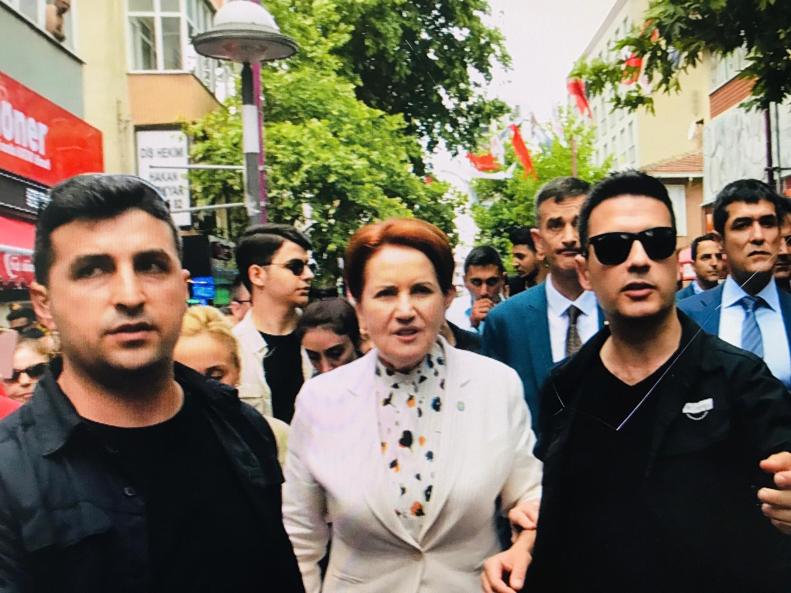 Cumhuriyet Kadını Prestij Caddesi'ni Her Şey Çok Güzel Olacak Diye İnletti 801a4ee3-6d5a-4fe2-916c-ae2e344f55c1