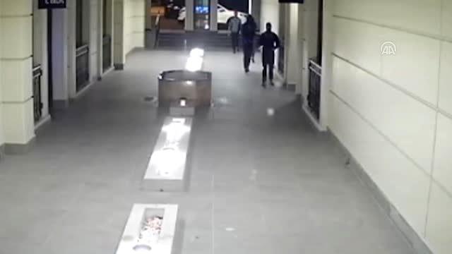 Çarptığı Polis Yardımına Koştu GHKHJGK
