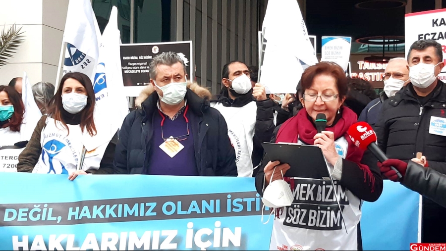SAĞLIK ÇALIŞANLARINDAN ORTAK BİLDİRİ: "VAZGEÇMİYORUZ OYALAMA DEĞİL HAKKIMIZ OLANI İSTİYORUZ" a1dd8367-ec6a-4648-85da-8a7afb4621ee
