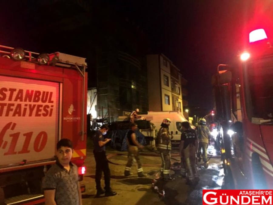 ATAŞEHİR'DE YANGIN PANİK YARATTI atasehir-de-ambalaj-fabrikasinda-yangin-13314989_o