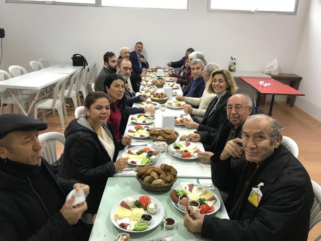ATAŞEHİR’DE BASINA BU KADAR ÖNEM VEREN BAŞKA BİR ADAY YOK c29633c8-42ae-47b9-bf2f-cddc264d9de9