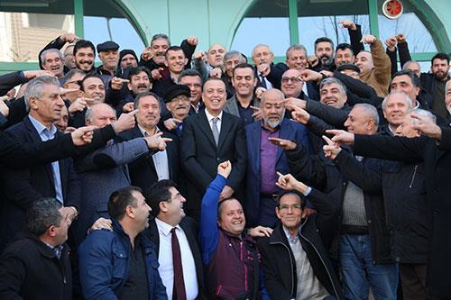 Battal İlgezdi Uğuru Saydığı İmam Hüseyin Derneği’ni Ziyaret Etti d11