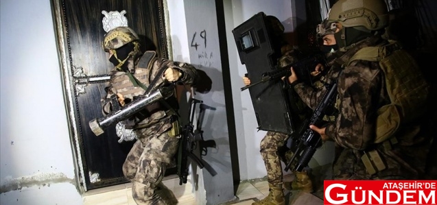 İLÇEDE UYUŞTURUCU OPERASYONU! 24 ZANLI TUTUKLANDI istanbul_da_uyusturucu_operasyonu_24_zanli_tutuklandi_h294472_67e30