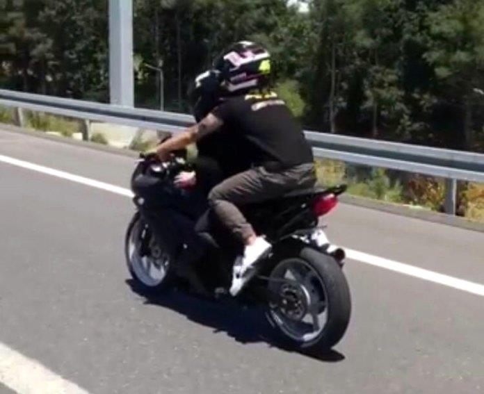 Motosikletli Maganda kjıo