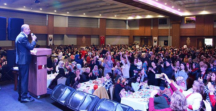 CHP Ataşehir Kadın Kollarının Organizasyonunda Bayram Coşkusu Yaşandı luılup