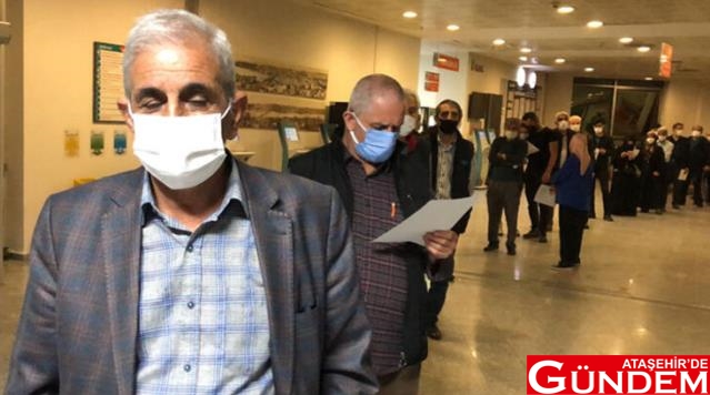 AŞI OLMAYA GİTMEYENLER MAĞDUR EDİYOR! randevu-aldilar-ama-asi-olmadilar-o-vatandaslar-14197077_7860_osd