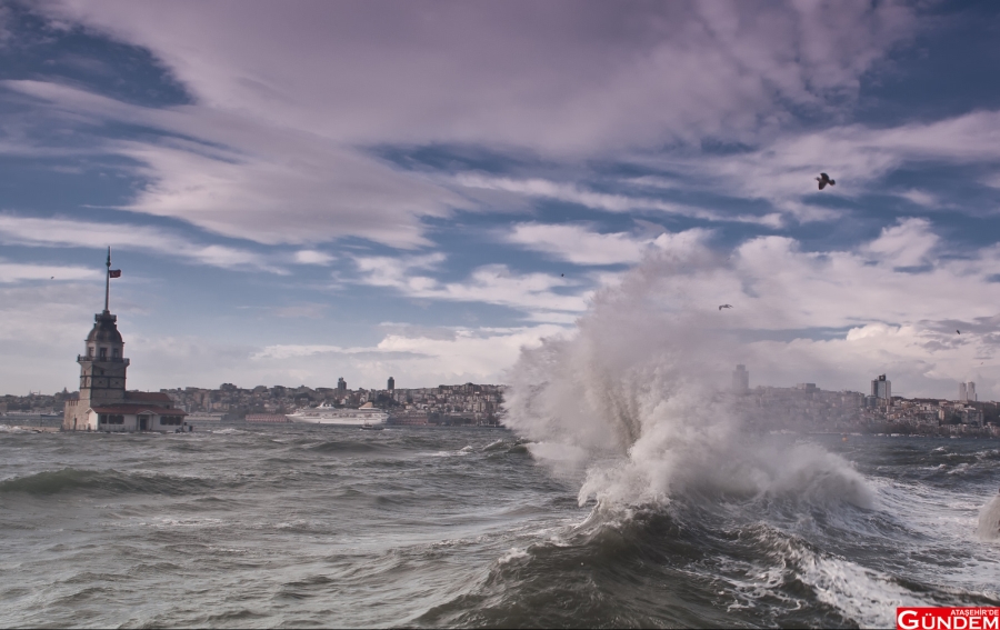 İSTANBUL'DA YAĞMUR VE LODOS ETKİSİNİ BUGÜN DE SÜRDÜRECEK! yağmur