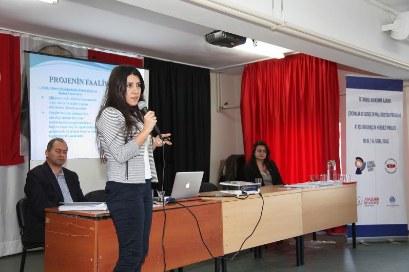 “SINAV VE MESLEK SEÇİMİ KAYGISI”  SEMİNERLERİ BAŞLADI    IMG_1592