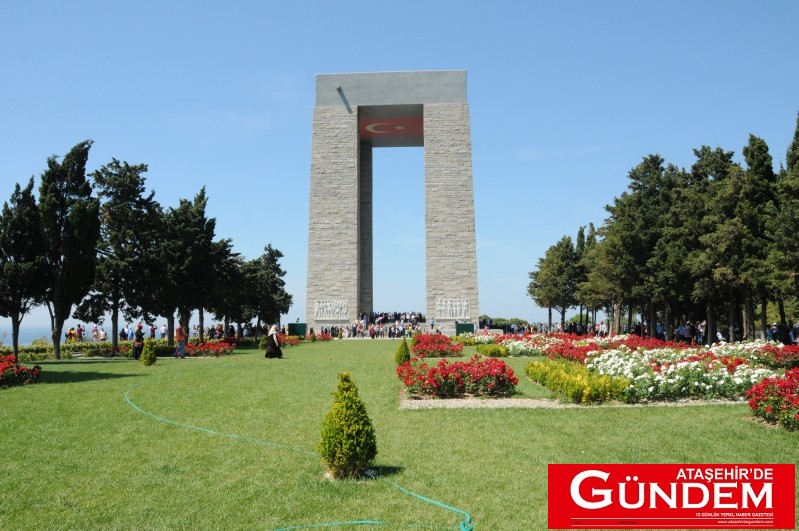 ŞEHİTLİKTE ANNELER GÜNÜ çanakkaleziyaret (1a